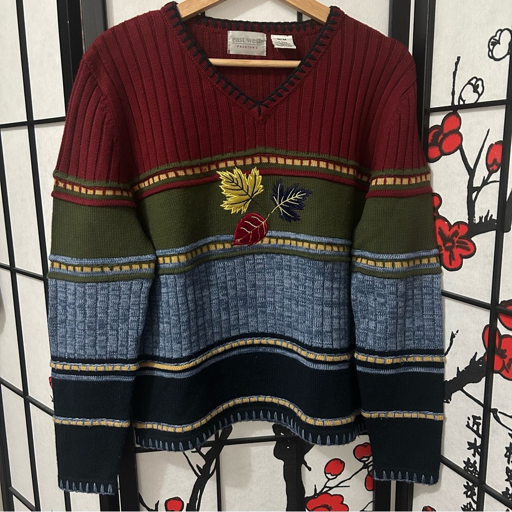 Vintage Fall V-Neck Sweater with Leaf Embroidery